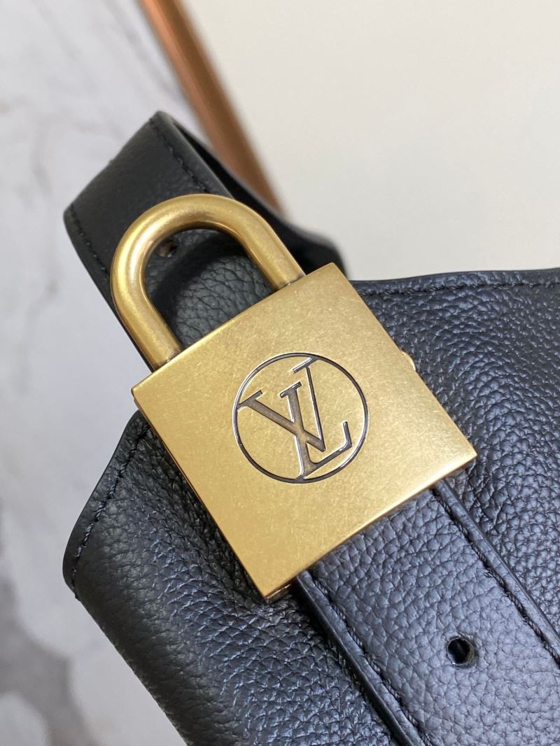 Louis Vuitton Hobo Bags